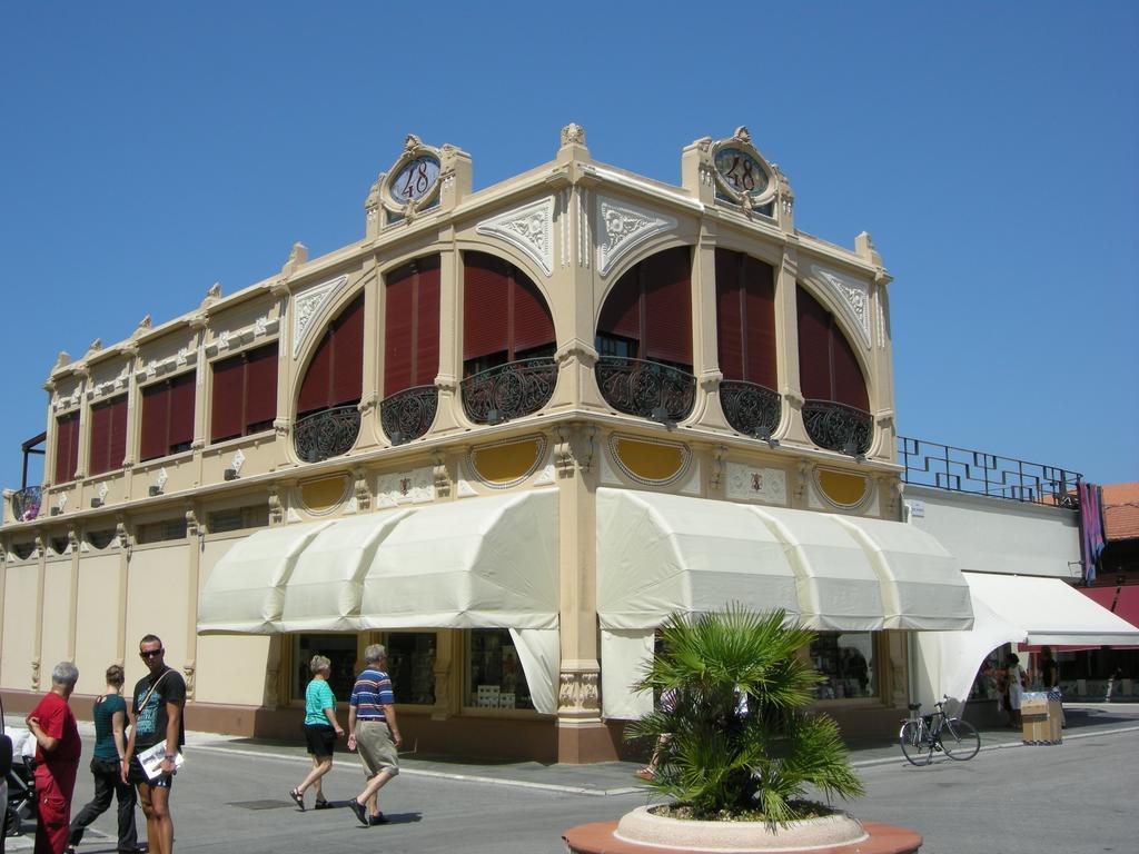 Hotel Bianchi Viareggio Eksteriør billede