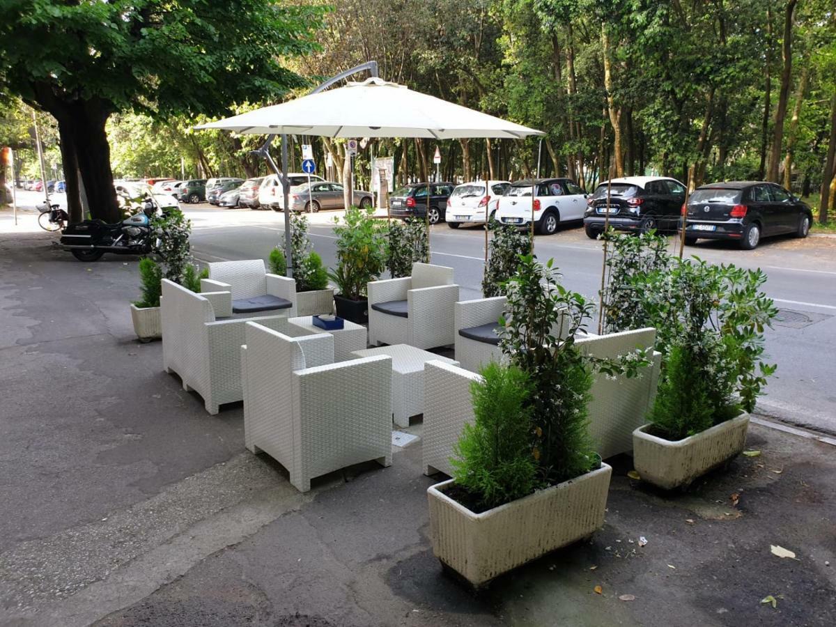 Hotel Bianchi Viareggio Eksteriør billede